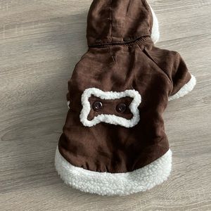 NWOT east side collection hooded Sherpa dog jacket